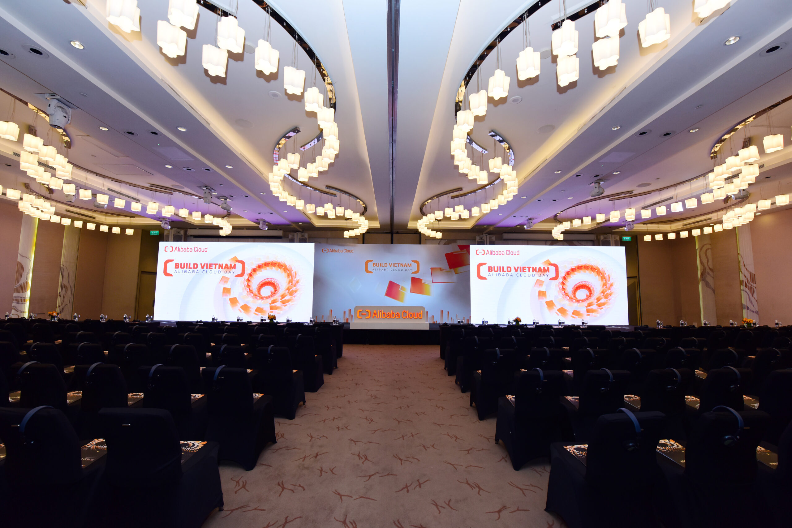 DSC 4141 scaled - #1 Hosting Giá Rẻ, VPS Giá Rẻ, Máy Chủ Vật Lý, Email, Cloud Server DSC 4141 scaled - #1 Hosting Giá Rẻ, VPS Giá Rẻ, Máy Chủ Vật Lý, Email, Cloud Server