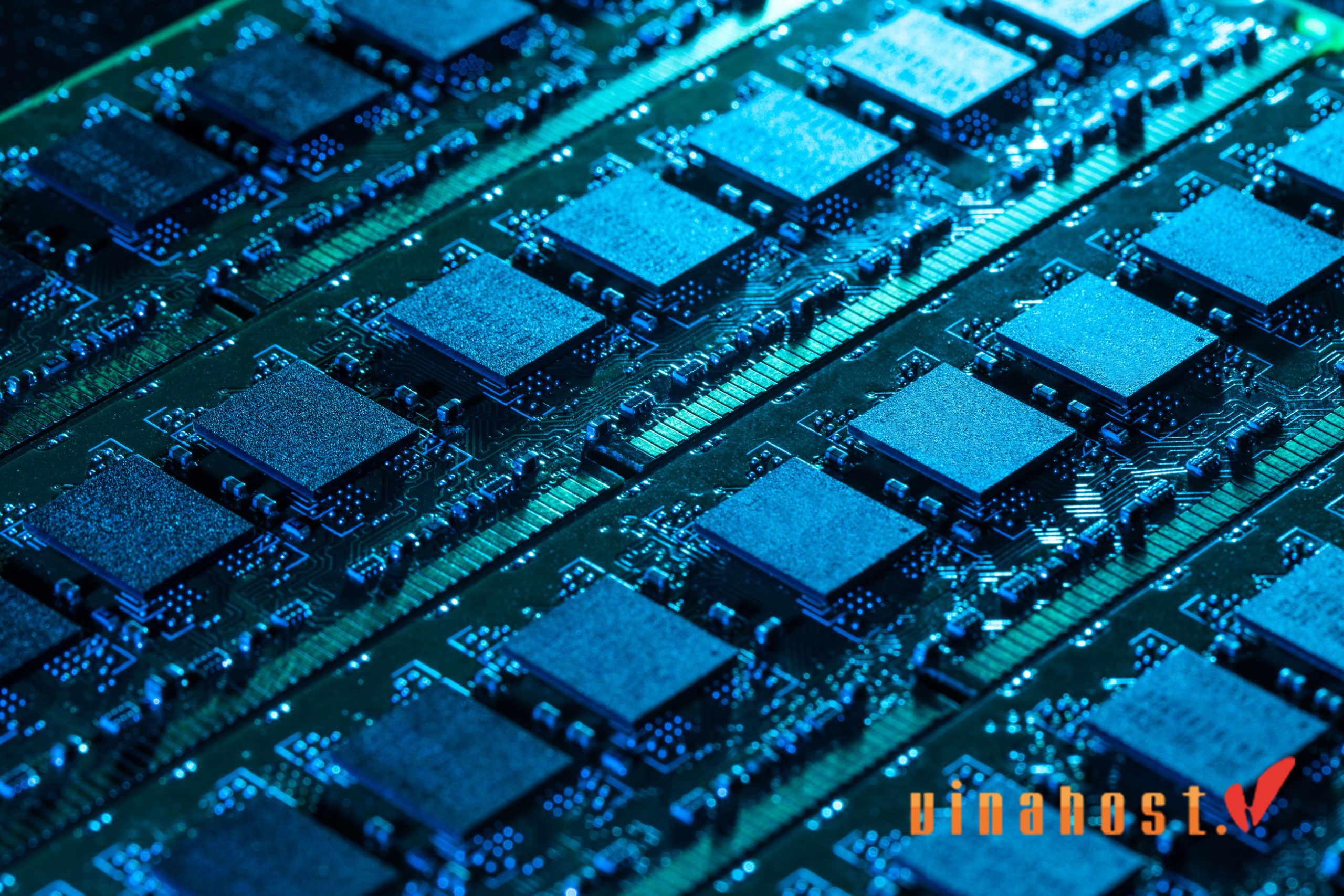 what is server ram