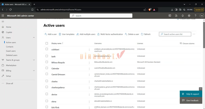 Chọn Users => Active users